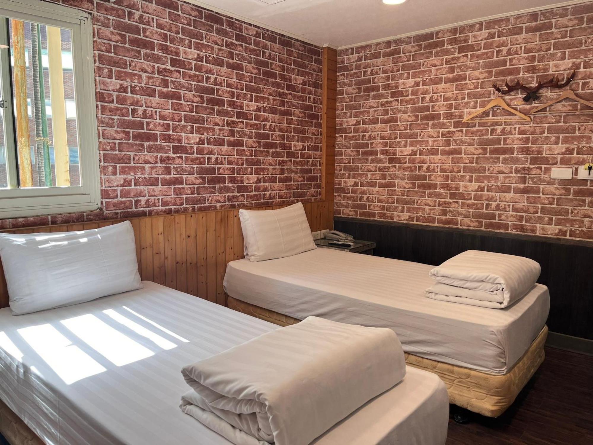 Bin Chen Business Hotel Сіньчжу Екстер'єр фото